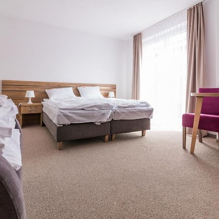 Magnolia Pokoje I Apartamenty Debki Esterno foto