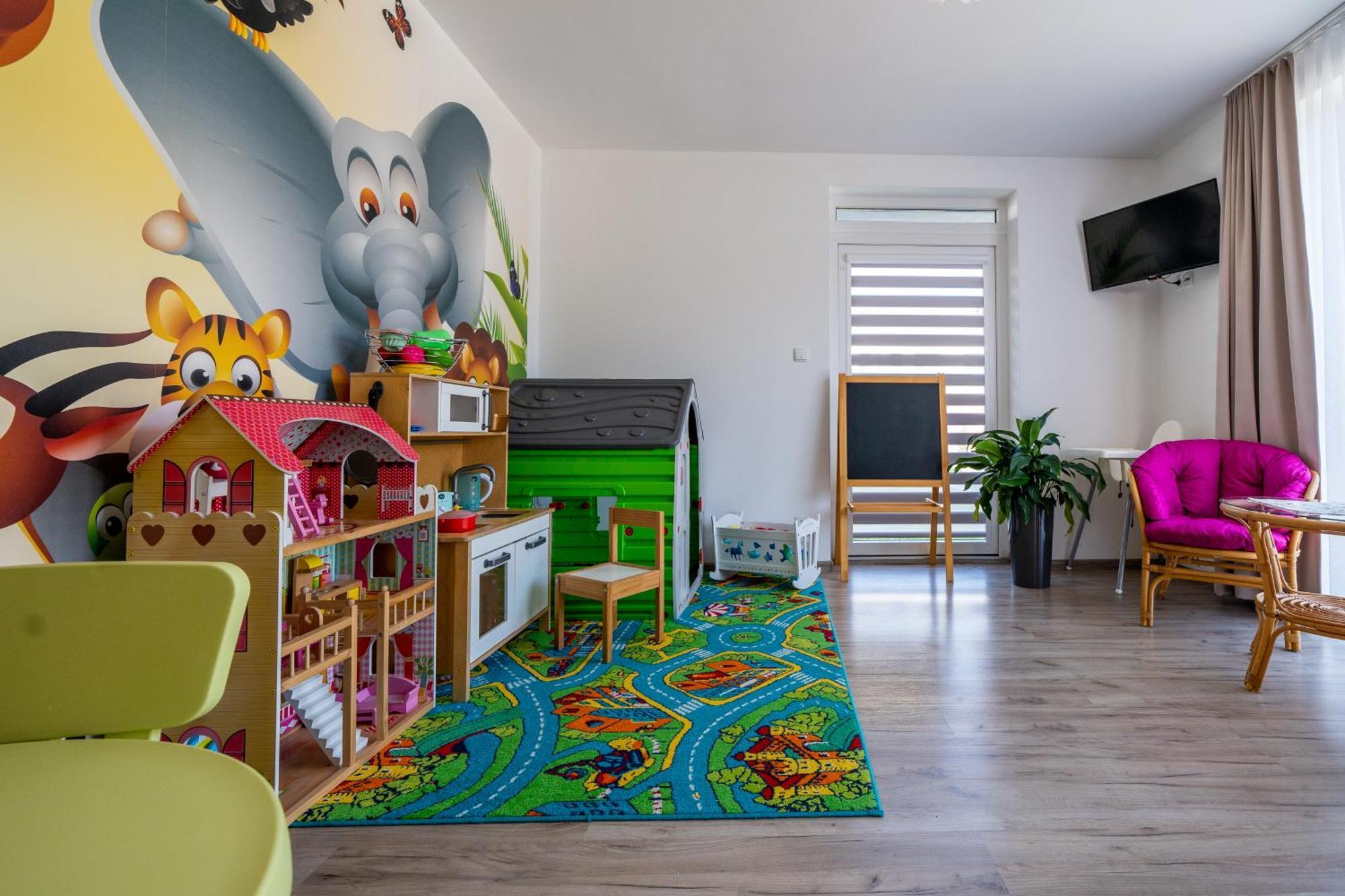 Magnolia Pokoje I Apartamenty Debki Esterno foto