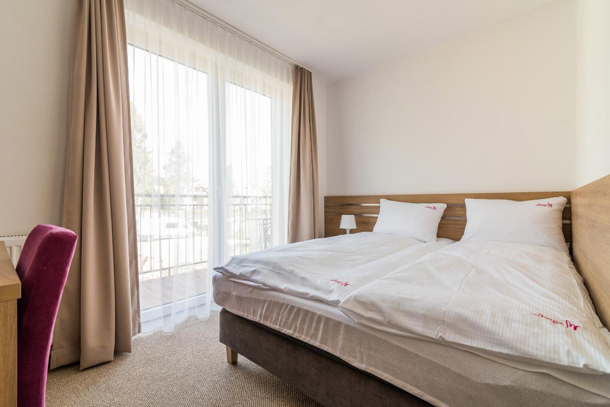 Magnolia Pokoje I Apartamenty Debki Esterno foto